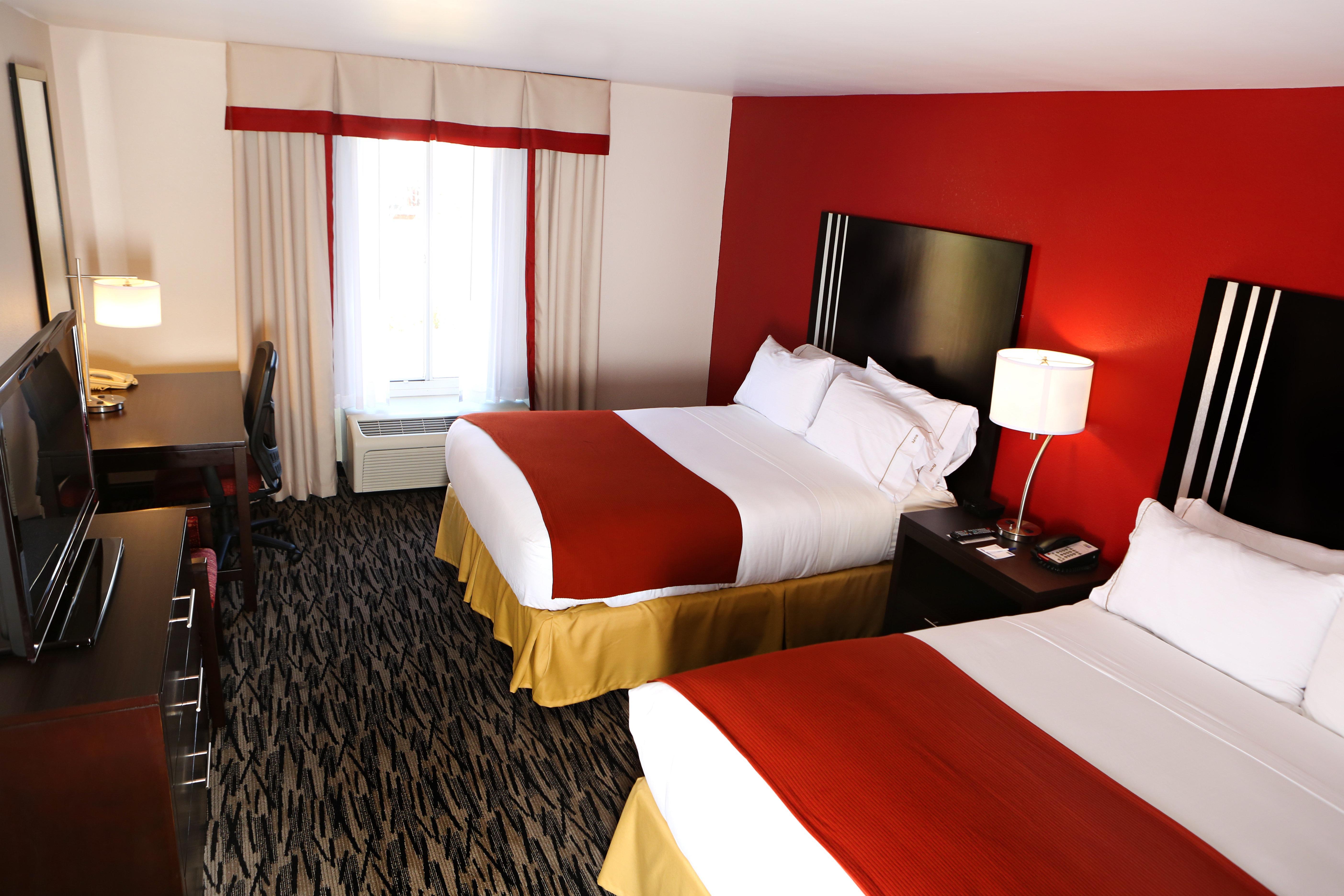 Holiday Inn Express Hotel & Suites - Sumter By Ihg Екстериор снимка