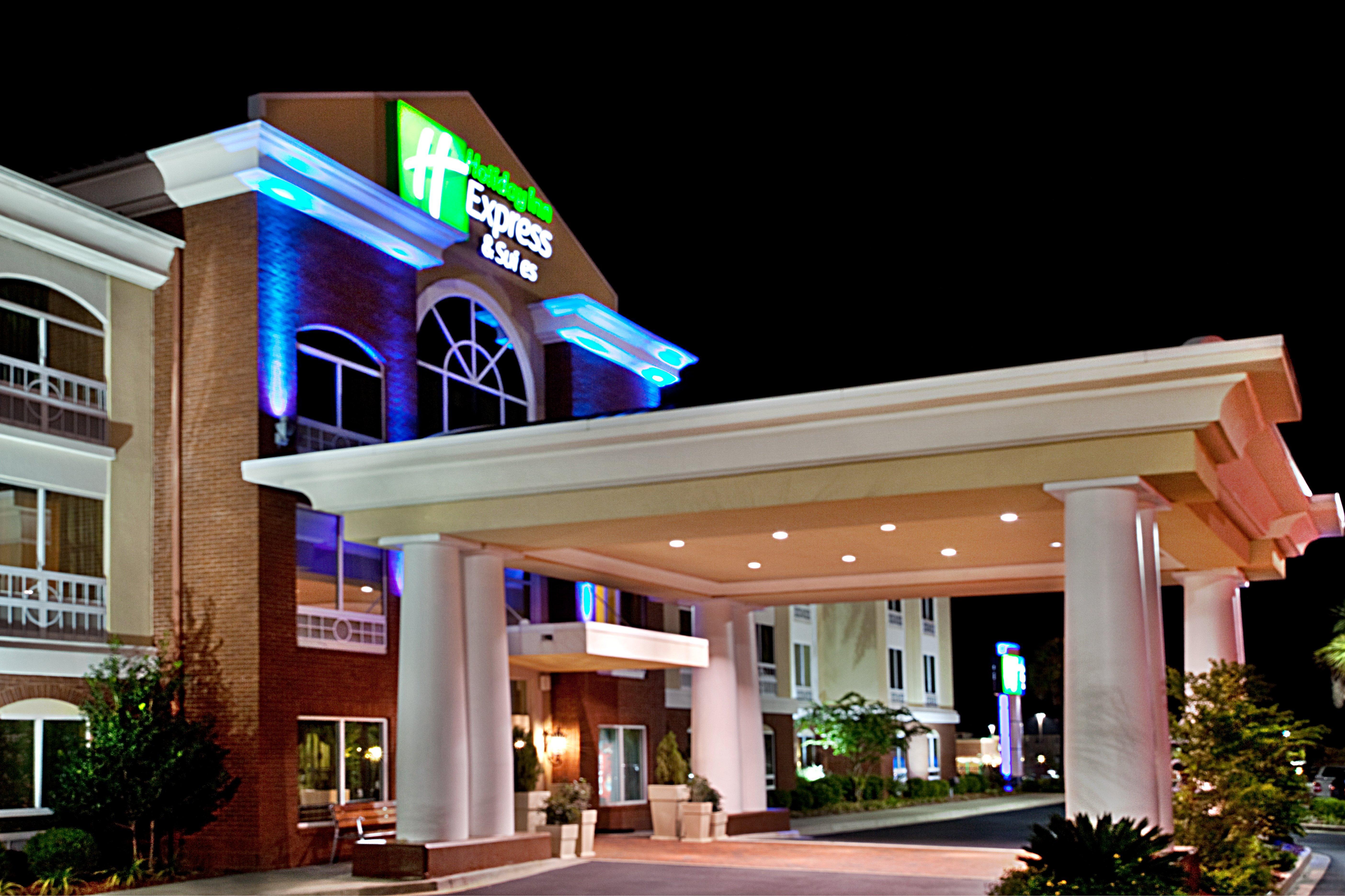 Holiday Inn Express Hotel & Suites - Sumter, An Ihg Hotel Екстериор снимка