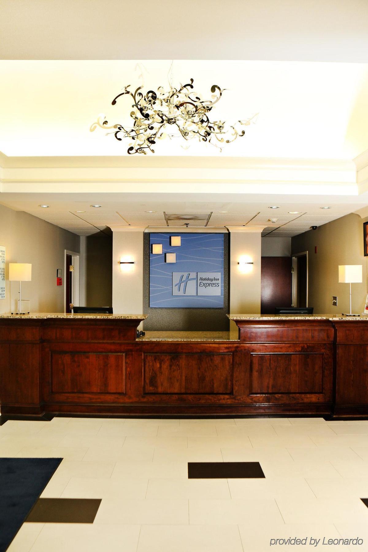 Holiday Inn Express Hotel & Suites - Sumter By Ihg Екстериор снимка